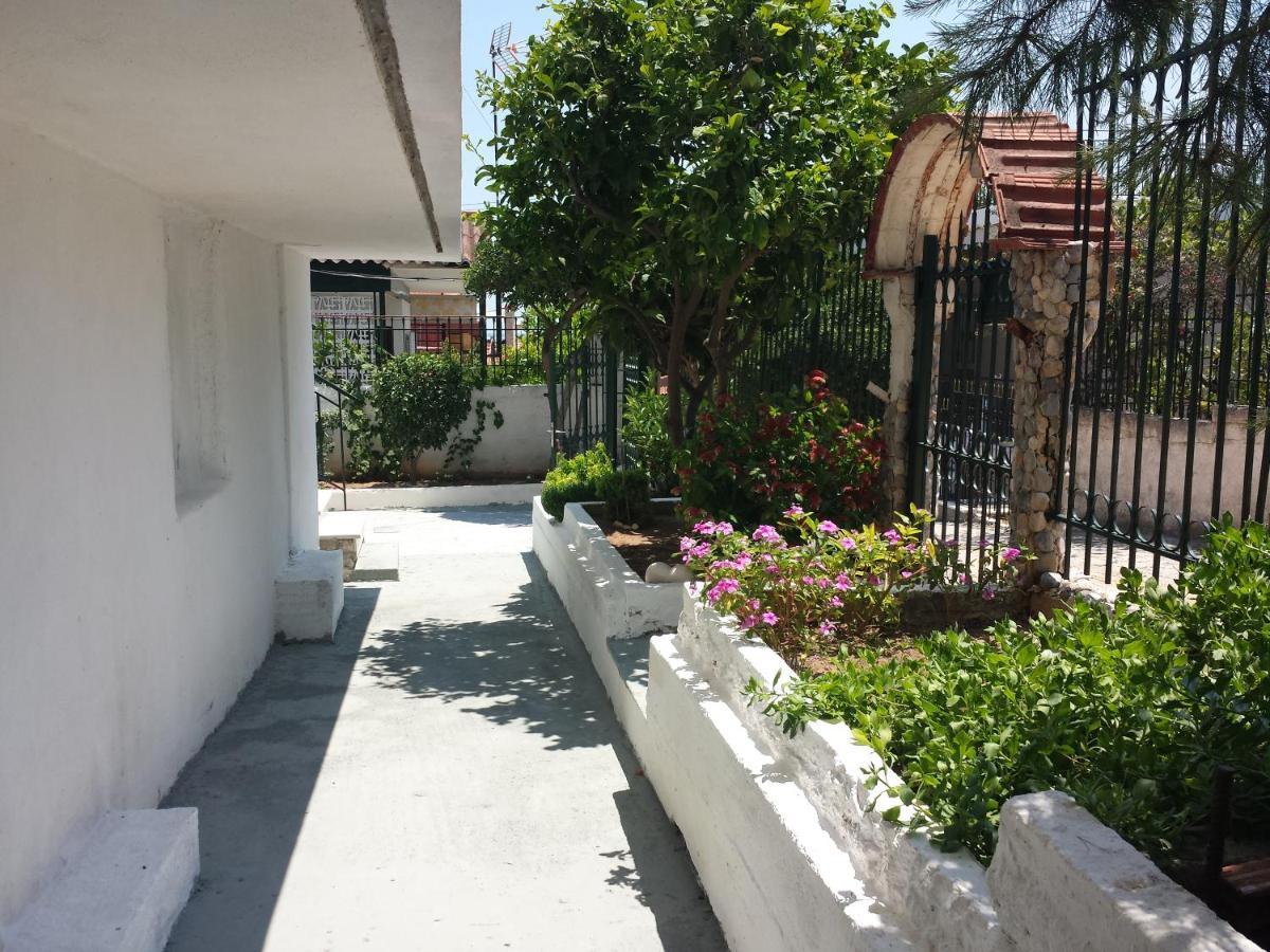 アルテミダ Smile House Near Athens Airport 300M From The Seaヴィラ エクステリア 写真
